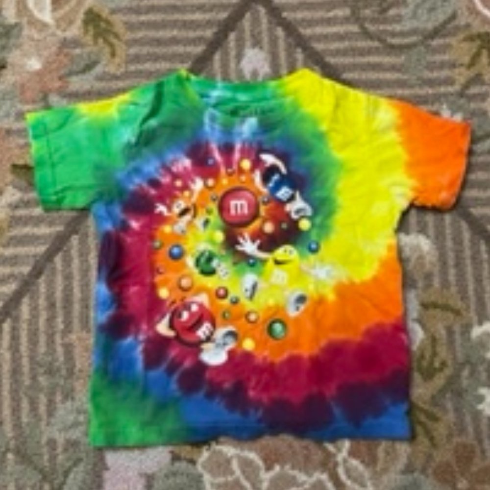 M & Ms small t-shirt boys or girls